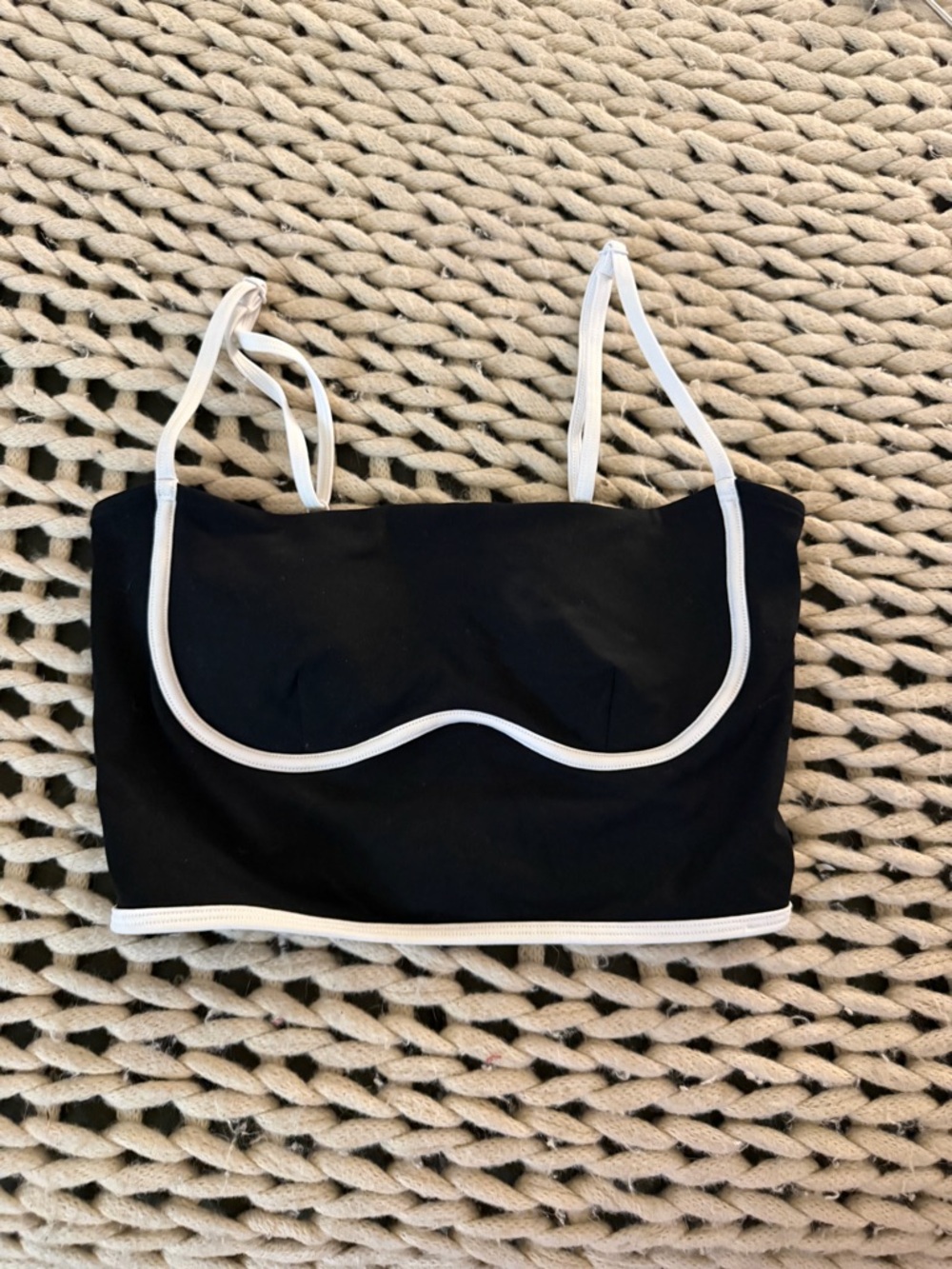 ALO Yoga Airbrush Streamlined Bra Tank - Black/White